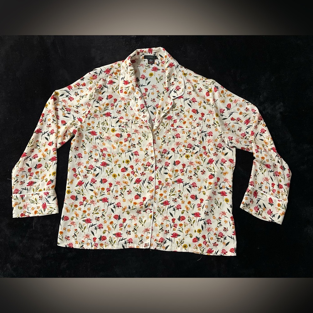 J.crew Easy Luxe Eco Long Sleeve Pajama Top In The Vintage Floral (SKU484)